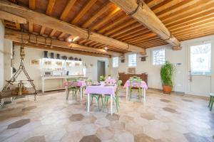 Kuchyň nebo kuchyňský kout v ubytování Soave Country House