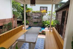 Balkón nebo terasa v ubytování Muchshima House