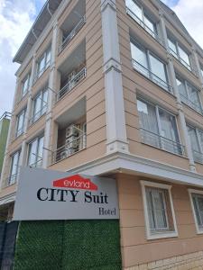 Gallery image of EVLAND CiTY SUiT in Adana