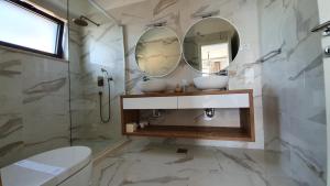 Guesthouse Augusta Insula的一间浴室