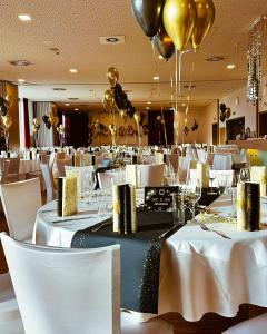 Reštaurácia alebo iné gastronomické zariadenie v ubytovaní LH Parkhotel Hluboka Nad Vltavou Congress & Wellness