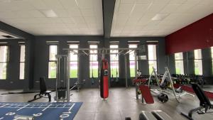 Fitness centrum a/nebo fitness zařízení v ubytování Eventi Club by cité des sports adarissa