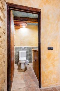 Koupelna v ubytování Can Miqueló - casa rural 16 hòstes