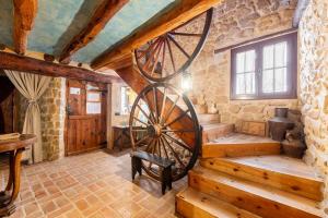Fotografie z fotogalerie ubytování Can Miqueló - casa rural 16 hòstes v destinaci Prat de Comte