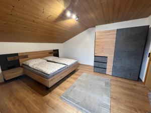 Postel nebo postele na pokoji v ubytování Apartment Julia
