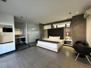 Kuchyň nebo kuchyňský kout v ubytování Hotel 47 Medellin Center