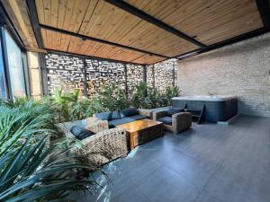 Posezení v ubytování Hotel 47 Medellin Center