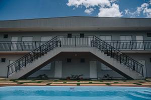 Πισίνα στο ή κοντά στο Pousada Casa Vista Bela São José da Barra Capitólio