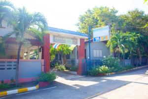 Fotografie z fotogalerie ubytování Sichang Shine Khao Resort v destinaci Ko Si Chang