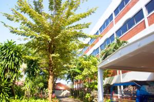 Fotografie z fotogalerie ubytování Sichang Shine Khao Resort v destinaci Ko Si Chang