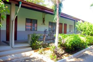 Fotografie z fotogalerie ubytování Sichang Shine Khao Resort v destinaci Ko Si Chang