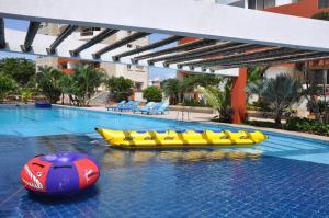 Bazén v ubytování Playa Almendro Resort nebo v jeho okolí