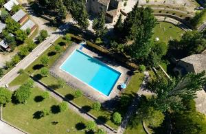 Bazén v ubytování Albergue Ainsa - Morillo de Tou nebo v jeho okolí