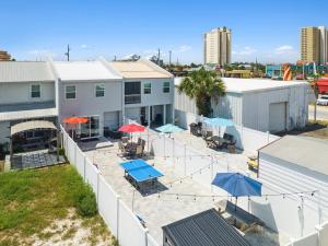 Tòa nhà nơi căn hộ tọa lạc