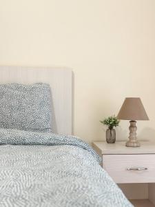 Postel nebo postele na pokoji v ubytování Faros Axd Downtown Hostel
