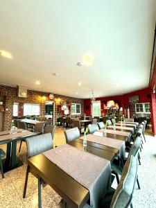 Restaurace v ubytování DUA Hotel