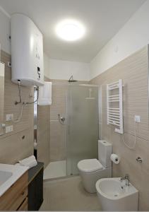 Victoria Home Living tesisinde bir banyo