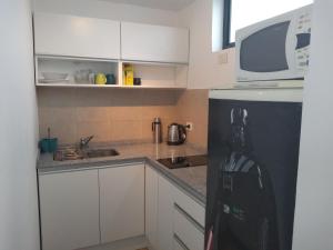 Köök või kööginurk majutusasutuses Hermoso Departamento Unico