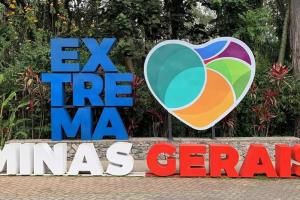 Um certificado, prêmio, placa ou outro documento exibido em Casa ampla, 2 qtos, varanda, região de Extrema