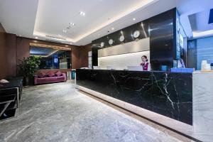 Gallery image of Yizhi Hotel - Guangzhou Zhujiang New Town Huashi Subway Station Branch Free shuttle buses at the Canton Fair in Guangzhou