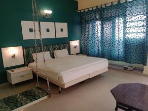 Postel nebo postele na pokoji v ubytování Hotel Airlines