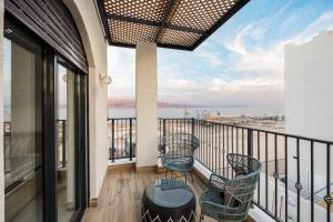 Svalir eða verönd á Villa Neil Yam Eilat