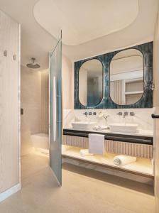 Ванная комната в Swissotel Resort And Spa Cesme