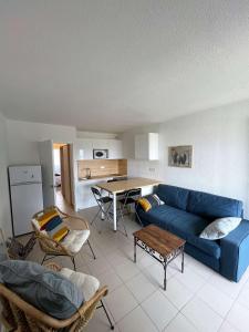 Kuchyňa alebo kuchynka v ubytovaní Ref 564 Seignosse océan, bel appartement VUE MER , proche plage et centre, 4 personnes