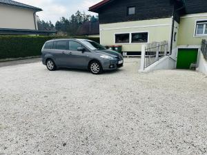 Fotografie z fotogalerie ubytování Apartment Dolina 8a Kärnten KLagenfurt v destinaci Dolina
