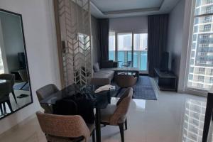 Χώρος καθιστικού στο Beautiful 1 Bed Hotel Apartment