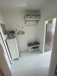 Una cocina o zona de cocina en Park View City Center Location Apartment with Balcony