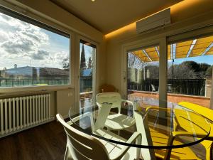 Balcone o terrazza di SKYLINE- 3 Apartments with view