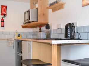 Köök või kööginurk majutusasutuses Wee Shot - Uk46613