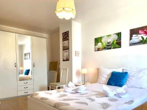 Lova arba lovos apgyvendinimo įstaigoje Appartement de 2 chambres avec terrasse amenagee et wifi a Pontault Combault