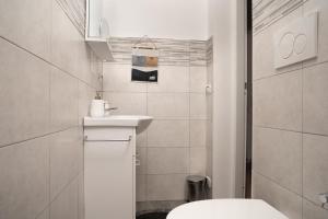 Koupelna v ubytování Villa Dan-Rooms in Monopoli