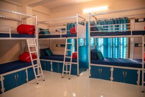 Palanda nebo palandy na pokoji v ubytování Mezenga 2 - Premium Backpackers Hostel