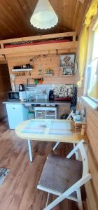 Kuchyň nebo kuchyňský kout v ubytování Tiny House Olivia