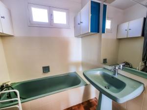 Ένα μπάνιο στο Les Marguerites - T2 avec clim et parking à la Fossette +6 φωτογραφίες