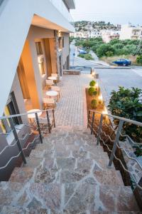Balkón nebo terasa v ubytování Mylos Modern Apartments,By Idealstay Experience