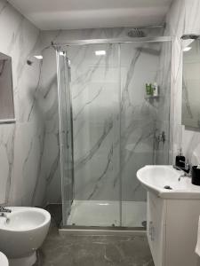 Ένα μπάνιο στο Victor’s house +7 φωτογραφίες