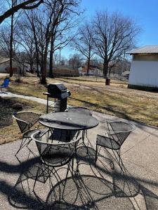 Afbeelding uit fotogalerij van The Blue House on Boone in Troy +12 foto's