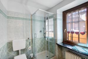 Phòng tắm tại Appartamento nel borgo di Chatillon +20 ảnh