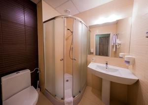 Koupelna v ubytování Raziotel Kyiv (Boryspilska)