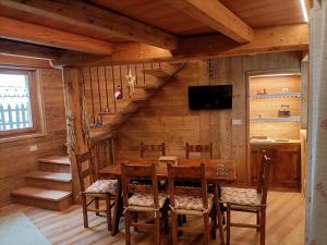 Μια τηλεόραση ή/και κέντρο ψυχαγωγίας στο Baita Lou refuge dal cervou