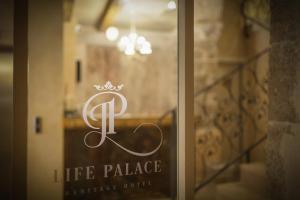 Certifikát, hodnocení, plakát nebo jiný dokument vystavený v ubytování Heritage Hotel Life Palace