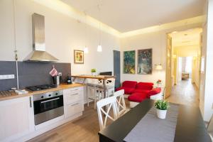 Køkken eller tekøkken på Elisabeth apartment + 35 billeder