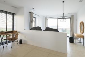 Zdjęcie z galerii obiektu Family & Golf VILLA LAGUNA TOWERS Gialova Navarino w mieście Gialova