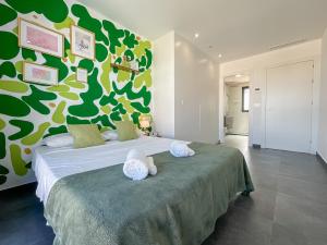 Ένα ή περισσότερα κρεβάτια σε δωμάτιο στο Fee4Me Villa with Pool on the Costa Blanca +32 φωτογραφίες