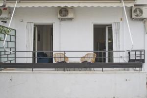 Balkón nebo terasa v ubytování Milena Comfy Piraeus Reno Apt AC & Full Kitchen
