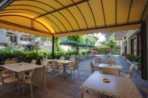 Restaurace v ubytování Hotel Esedra